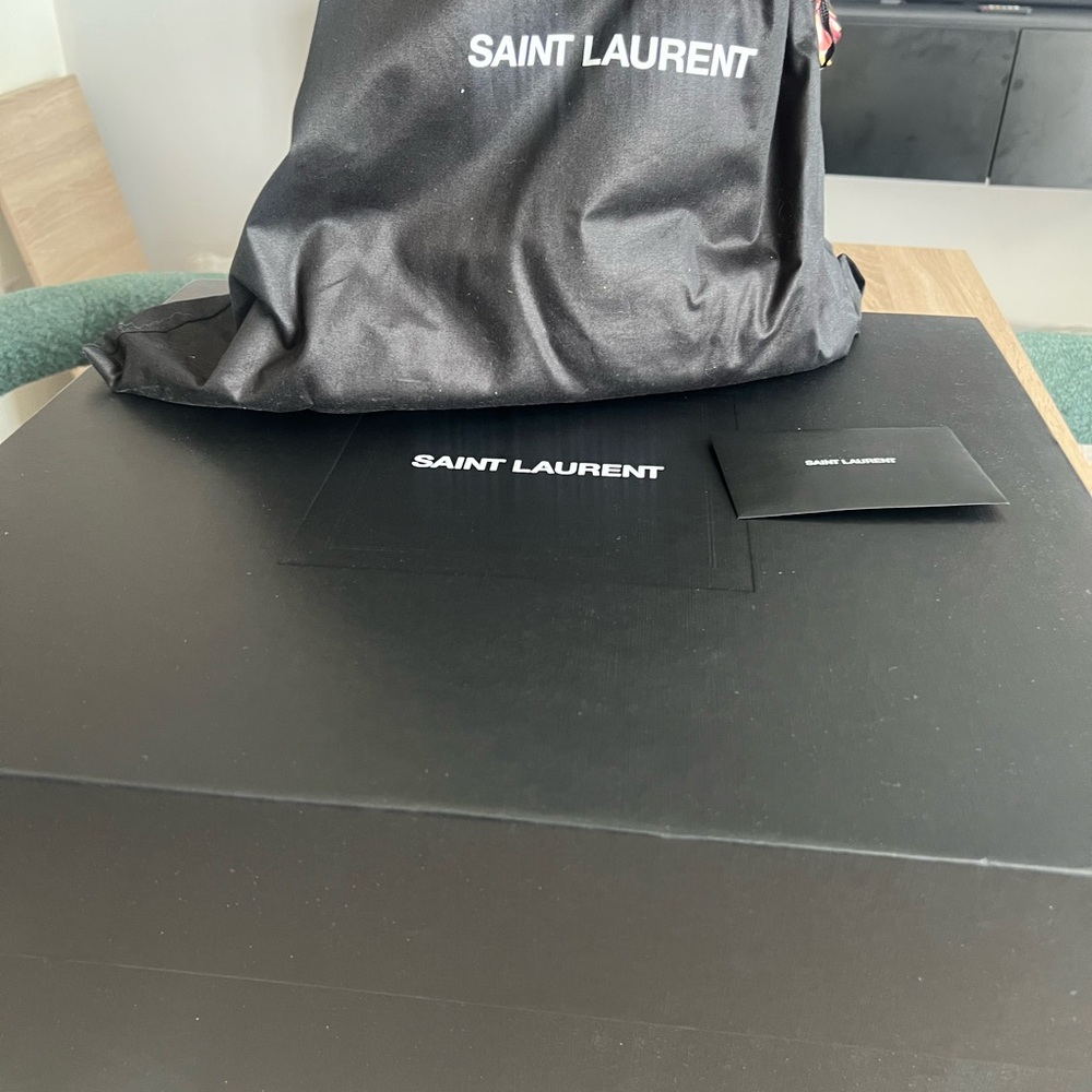 Large Saint Laurent Blue and Tan Tote Bag with Luxe Leather Accents - Picture 6 of 11